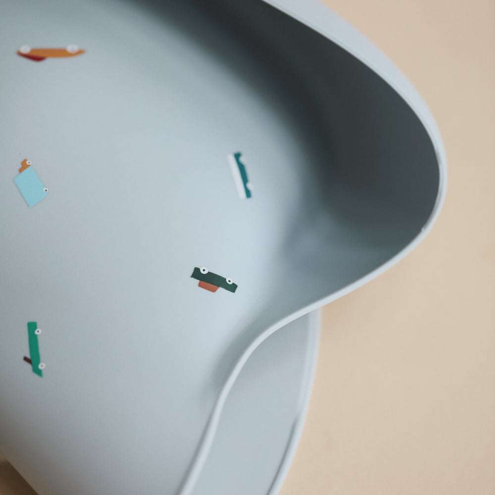 人気 ベビー ママ パパ 乳児 便利 ブランド おすすめ 北欧【mushie Japan公式】ムシエ お食事エプロン シリコン 保育園 シリコンビブ シリコンスタイ スタイ 防水 ベビー エプロン 赤ちゃん 離乳食 食洗機 出産祝い 男の子 女の子 誕生日 プレゼント 北欧 おしゃれ Silicone Bib くすみ 食べこぼし 可愛い おしゃれ 子供 ベビー ご飯 ビブ 車 カラフル 水色