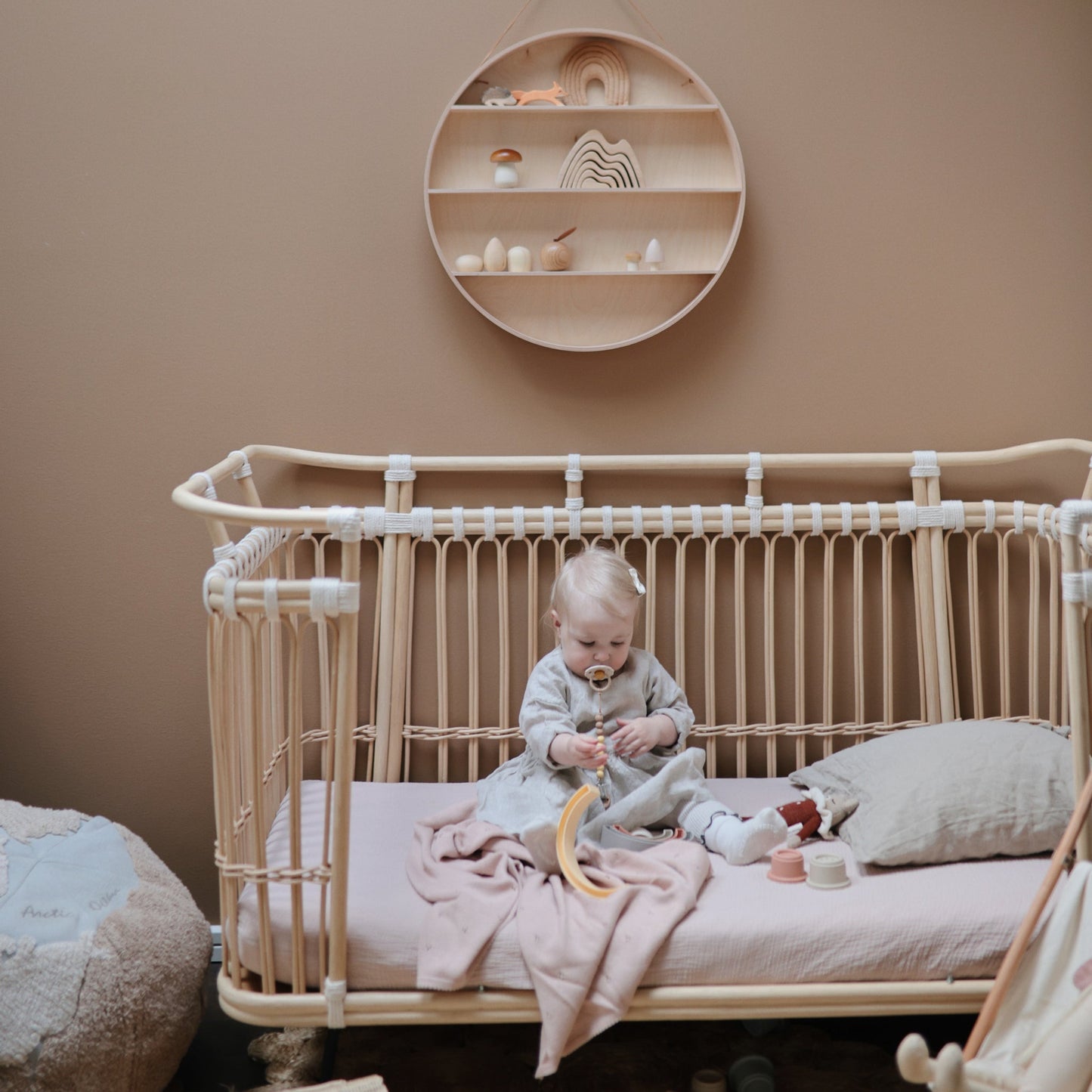 人気　子供　赤ちゃん　ベビー　ママ　パパ　 乳児　便利　ブランド　おすすめ　北欧　　シンプル【mushie Japan公式】ムシエ ブランケット ニット ひざ掛け かわいい おしゃれ 赤ちゃん オーガニックコットン コットン 綿 ベビー 毛布 出産祝い ギフト プレゼント Knitted Baby Blanket　可愛い　プレゼント　ギフト　ピンク