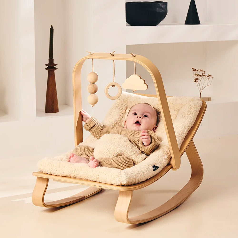 LEVO ベビーロッカー ファーミルク