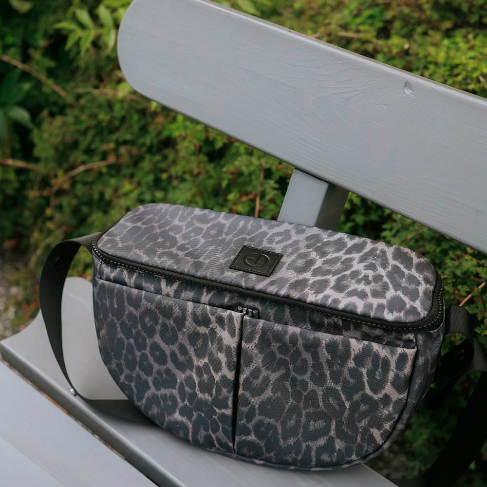 オーガナイザーハーフムーン - Le Leopard