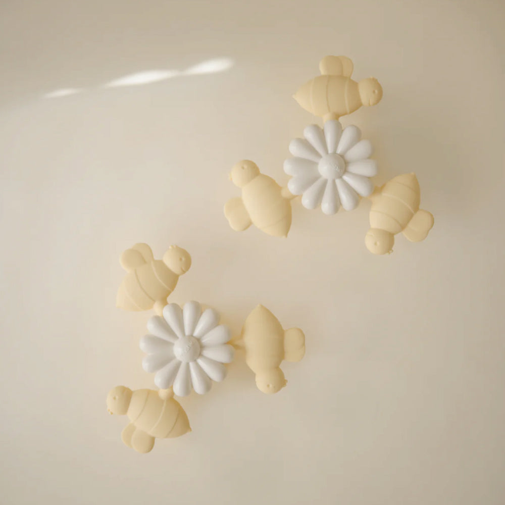 サクション スピナー トイ Bee